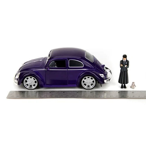 Wednesday Volkswagen Beetle 1:24 Scale Die-Cast Metal Vehicle with Wednesday Addams and Thing Figure