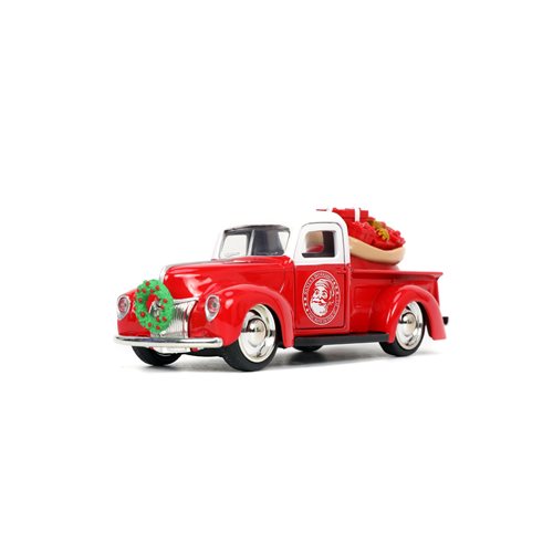 Holiday Rides Santa Claus and Mrs. Claus 1:32 Scale Die-Cast Metal Vehicle Set with Figures