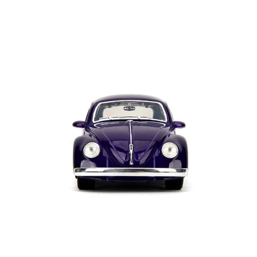 Wednesday Volkswagen Beetle 1:24 Scale Die-Cast Metal Vehicle with Wednesday Addams and Thing Figure