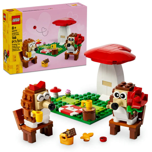 LEGO 40711 Hedgehog Picnic Date (ETA JANUARY / FEBRUARY 2025)