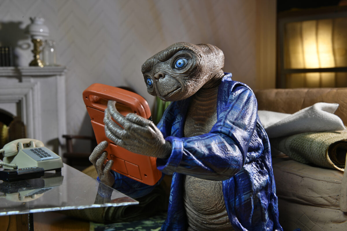 E.T. The Extra-Terrestrial 40th Anniversary 7” Scale Action Figure – Ultimate Telepathic E.T.