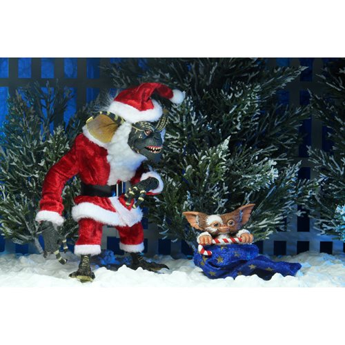 Gremlins Ultimate Santa Stripe and Gizmo 7-Inch Scale Action Figure 2-Pack | NECA | PREORDER