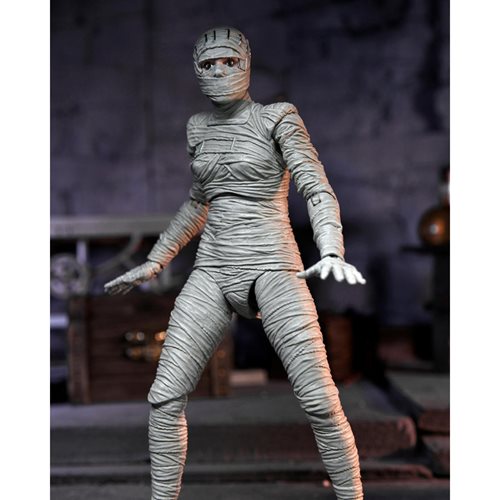 Universal Monsters Ultimate Bride of Frankenstein Color 7-Inch Scale Action Figure