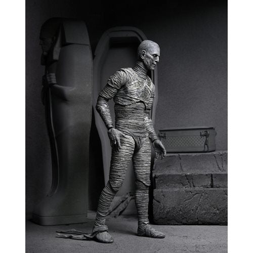 Universal Monsters Ultimate Mummy Black and White Version 7-Inch Scale Action Figure