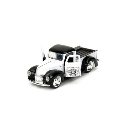 Steamboat Willie 1941 Ford Pickup 1:32 Scale Die-Cast Metal Vehicle