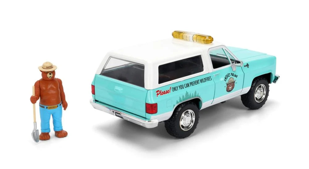 Hollywood Rides Smokey Bear 1:24 Scale 1980 Chevy Blazer Model