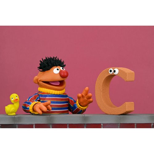 Sesame Street | Ultimate Ernie NECA 7-Inch Scale Action Figure