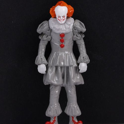 It: Chapter Two 1977 Pontiac Firebird 1:24 Scale Die-Cast Metal Vehicle with Pennywise Figure