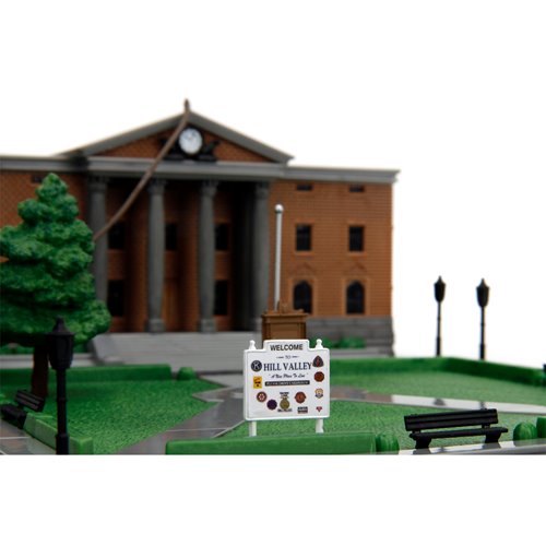 Back to the Future Hill Valley Courthouse Nano Hollywood Rides Nano Scene Diorama with Vehicles